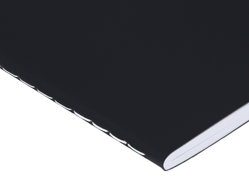 Скетчбук Sketch & Art в мягком переплете 147х210 мм, 24 л. белой бумаги 150 г/м2, черный Скетчбук Sketch & Art в мягком переплете 147х210 мм, 24 л. белой бумаги 150 г/м2, черный