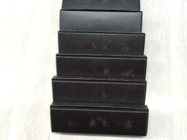 Подарочная коробка для ручек Эврэ, черный (Р) Подарочная коробка для ручек Эврэ, черный (Р)