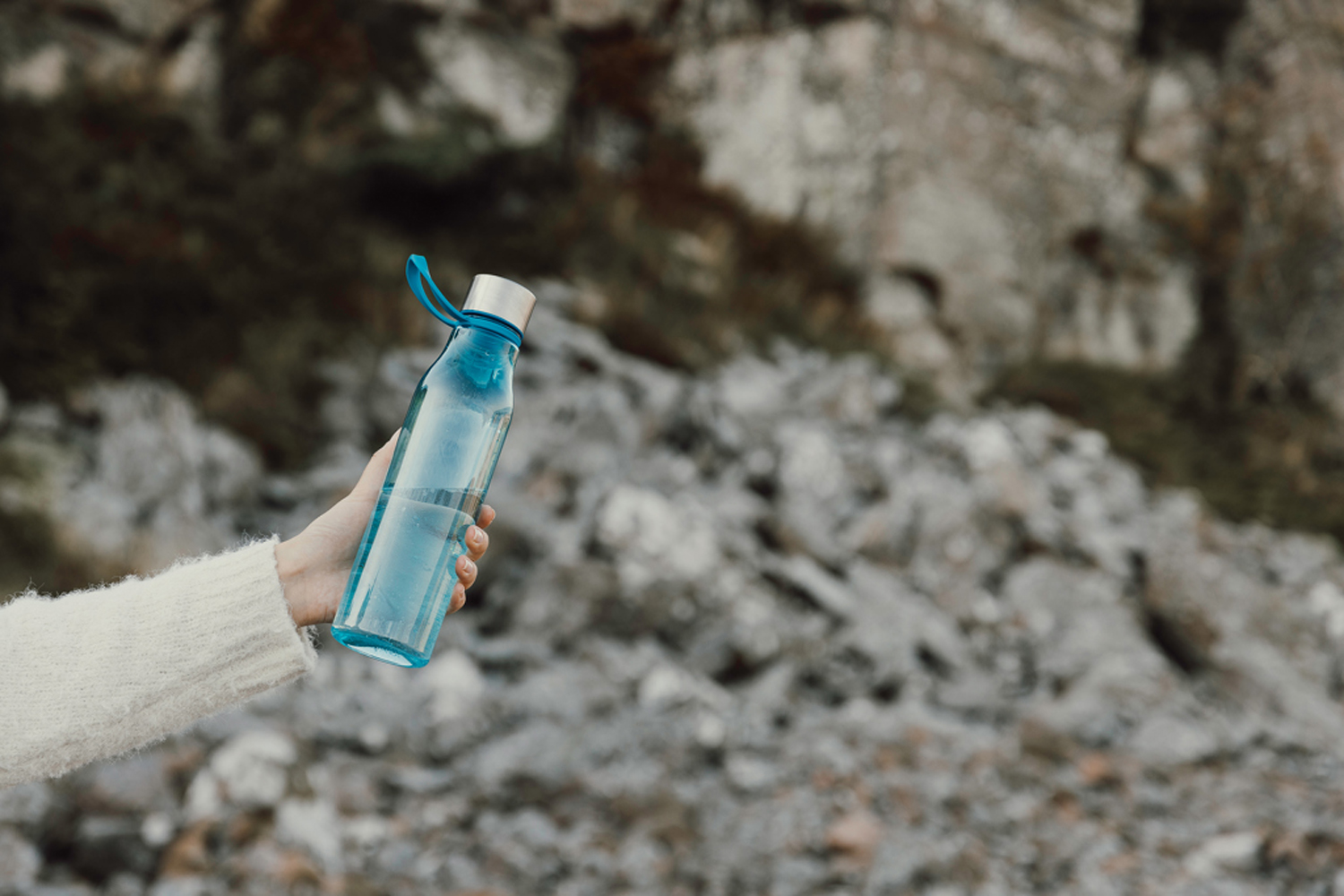 Бутылка для воды VINGA Lean из rPET RCS, 800 мл