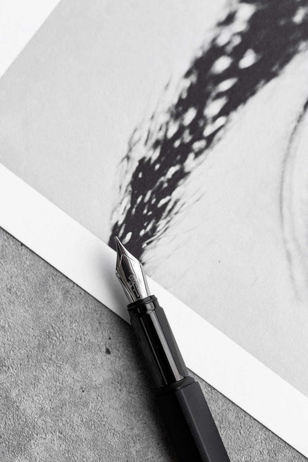 Перьевая ручка PININFARINA PF One BLACK