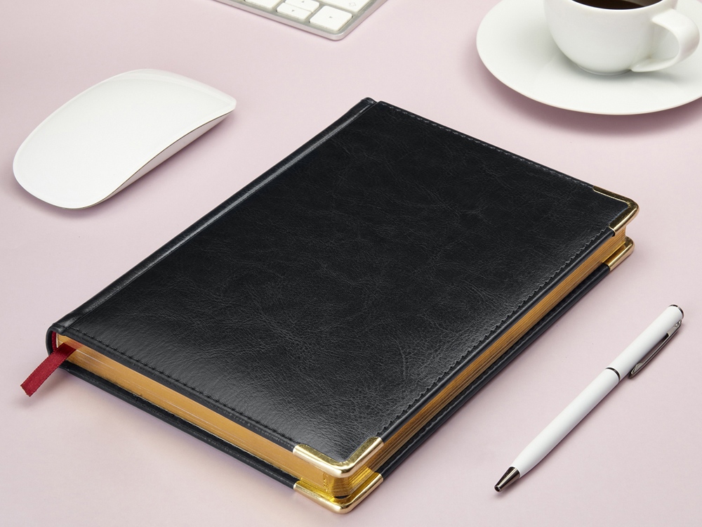 Ежедневник А5 датированный Sidney Nebraska 2027, черный (золотой обрез, золотые уголки)