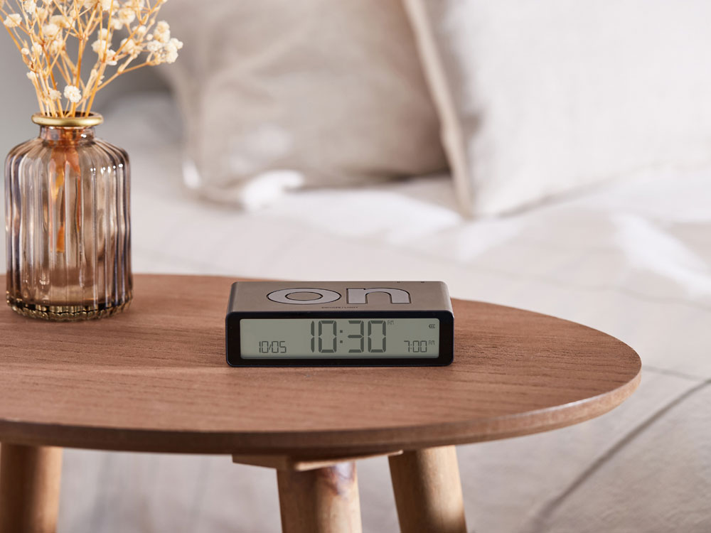 Часы настольные Flip Classic, черный