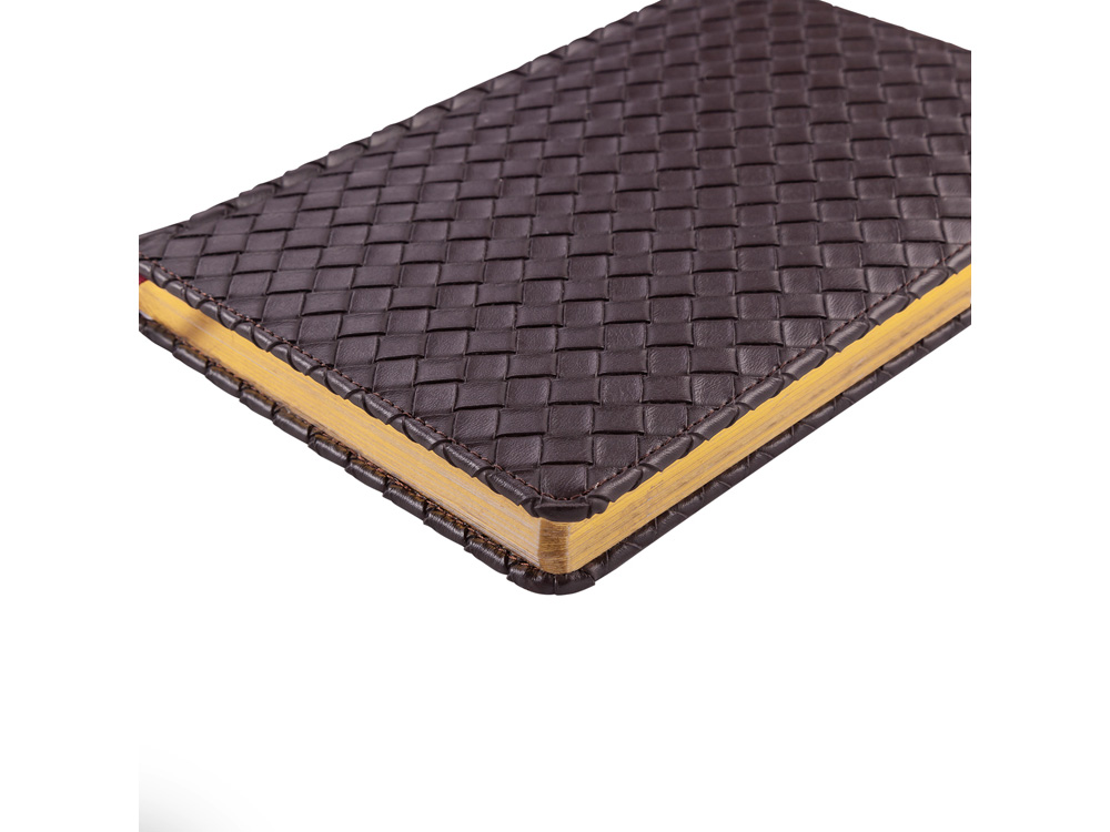 Ежедневник недатированный А5+ Magnum, черный