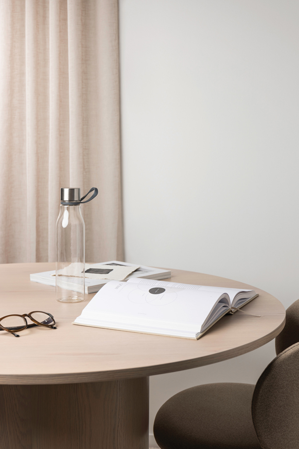 Бутылка для воды VINGA Lean из rPET RCS, 800 мл