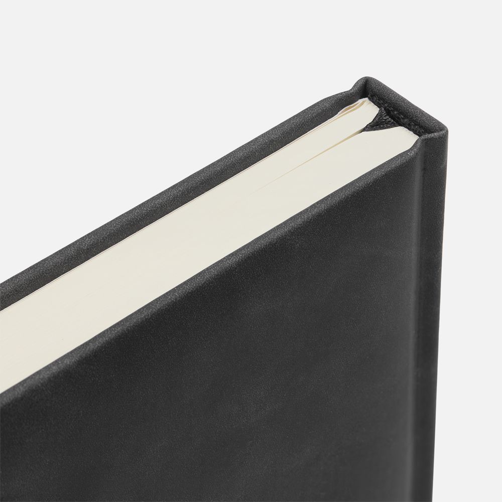 Ежедневник Capital, недатированный, черный Ежедневник Capital, недатированный, черный