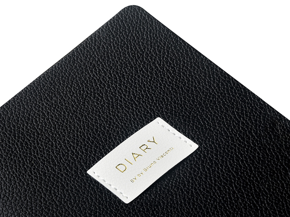 Ежедневник недатированный А5 Black с нашивкой, черный Ежедневник недатированный А5 Black с нашивкой, черный