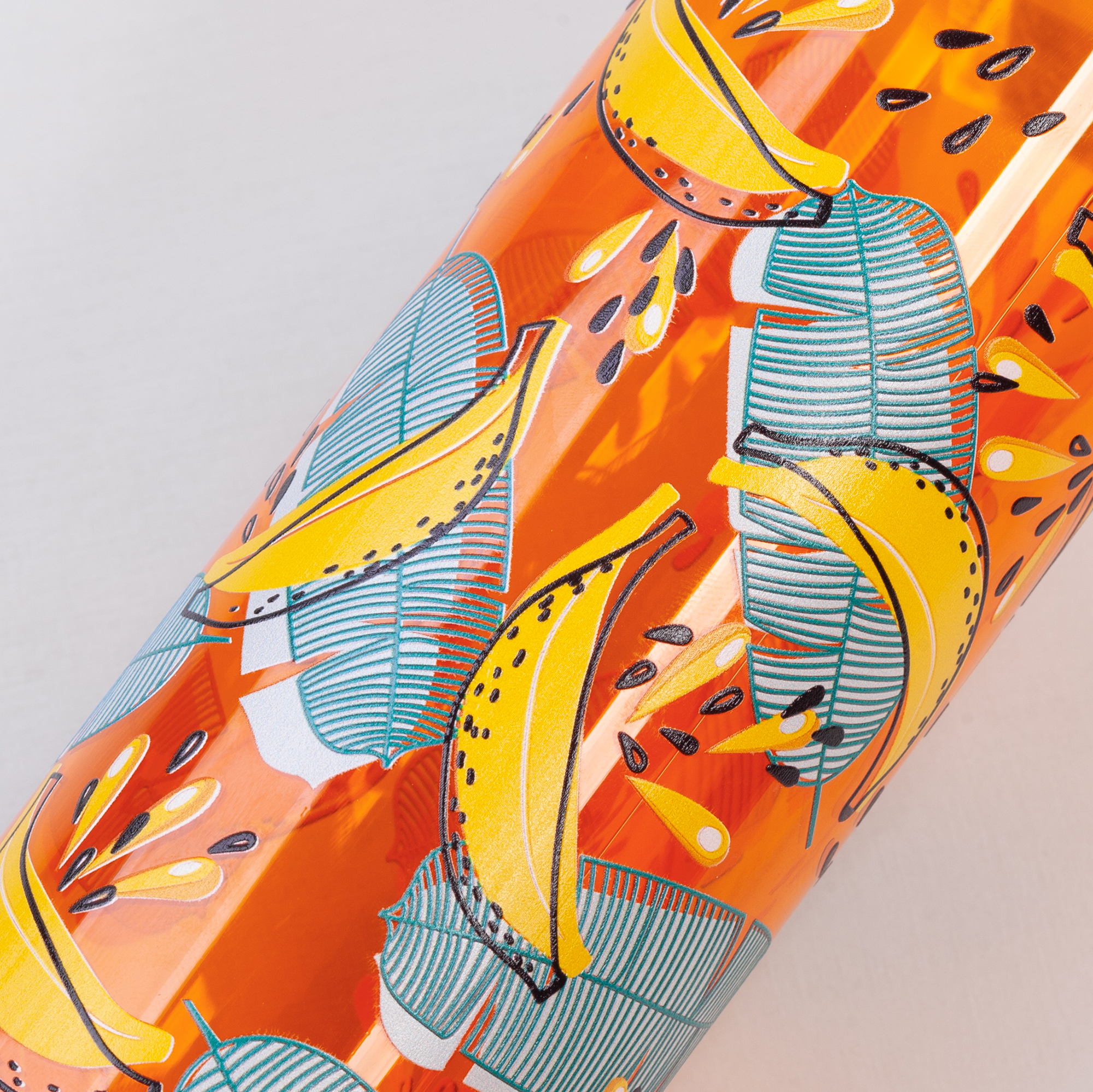 Бутылка для воды "Vita" с нанесением "Бананы" 600 мл, оранжевая Бутылка для воды "Vita" с нанесением "Бананы" 600 мл, оранжевая