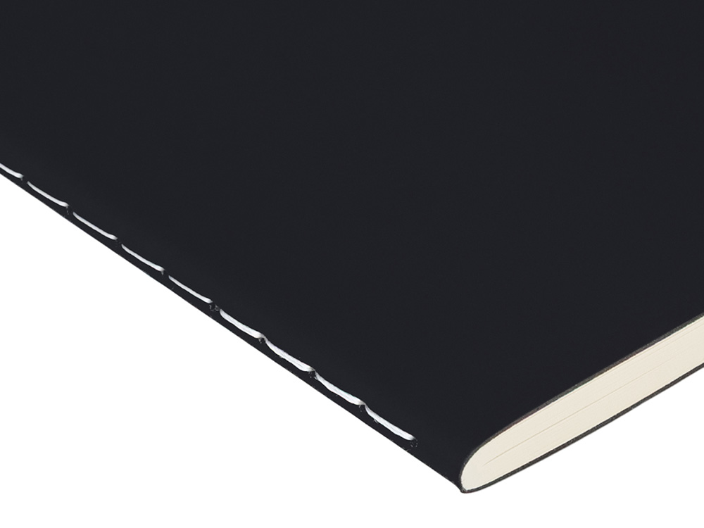 Скетчбук Sketch & Art в мягком переплете 178х230 мм, 32 л. бежевой бумаги 100 г/м2, черный Скетчбук Sketch & Art в мягком переплете 178х230 мм, 32 л. бежевой бумаги 100 г/м2, черный