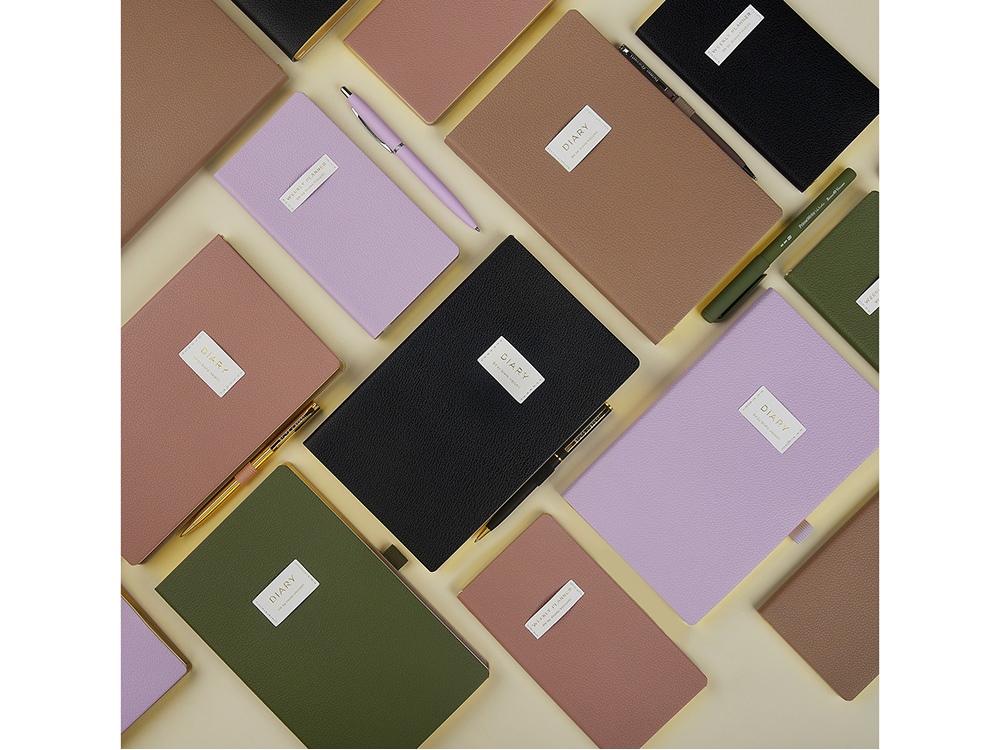 Ежедневник недатированный А5 Verde с нашивкой, зеленый Ежедневник недатированный А5 Verde с нашивкой, зеленый