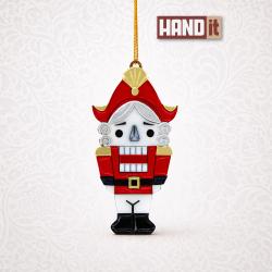 Ёлочная игрушка Щелкунчик (белый с красным)