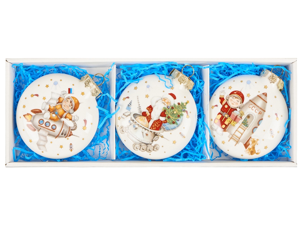 Набор игрушек Медальон Космическое путешествие в подарочной коробке, 3 шт Набор игрушек Медальон Космическое путешествие в подарочной коробке, 3 шт