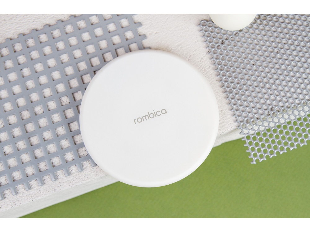 Беспроводное зарядное устройство Rombica NEO Q1W Quick, белый (Р)