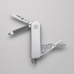 Нож перочинный Stinger, 62 мм, 4 функции, материал рукояти алюминий (серебристый), в картонной коробке Нож перочинный Stinger, 62 мм, 4 функции, материал рукояти алюминий (серебристый), в картонной коробке