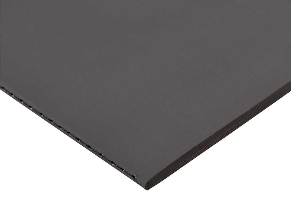 Бизнес-тетрадь А5 Pragmatic Contrast, 40 листов в клетку, серый с черным срезом