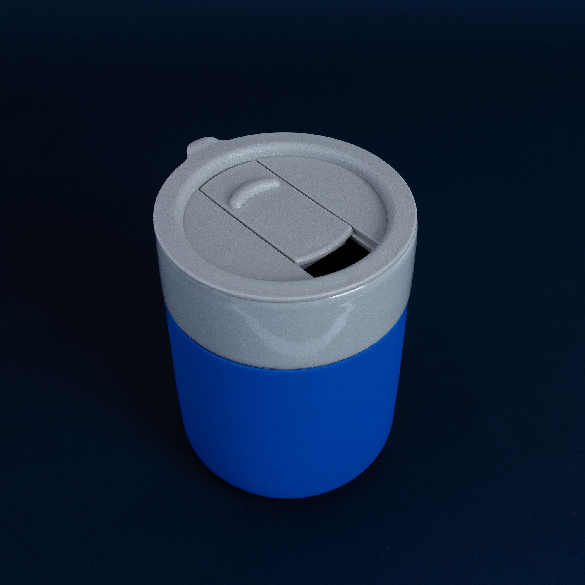 Кружка кермическая Silvia с силиконовой манжетой, серая-синяя