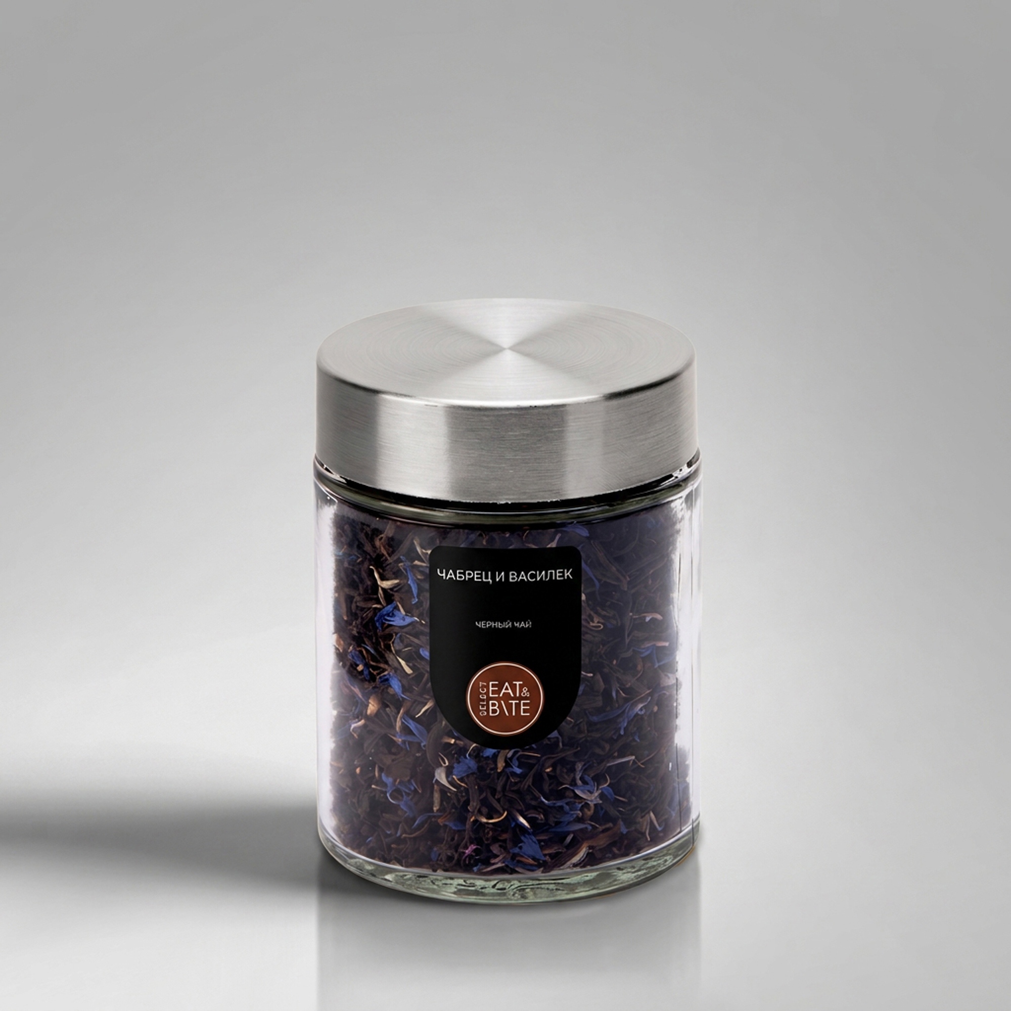 Чай черный, серия Essence, с чабрецом и лепестками василька, стеклянная банка