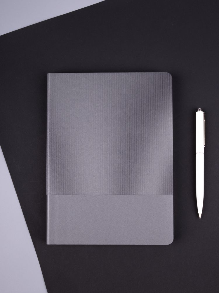 Ежедневник Vale, недатированный, серый Ежедневник Vale, недатированный, серый