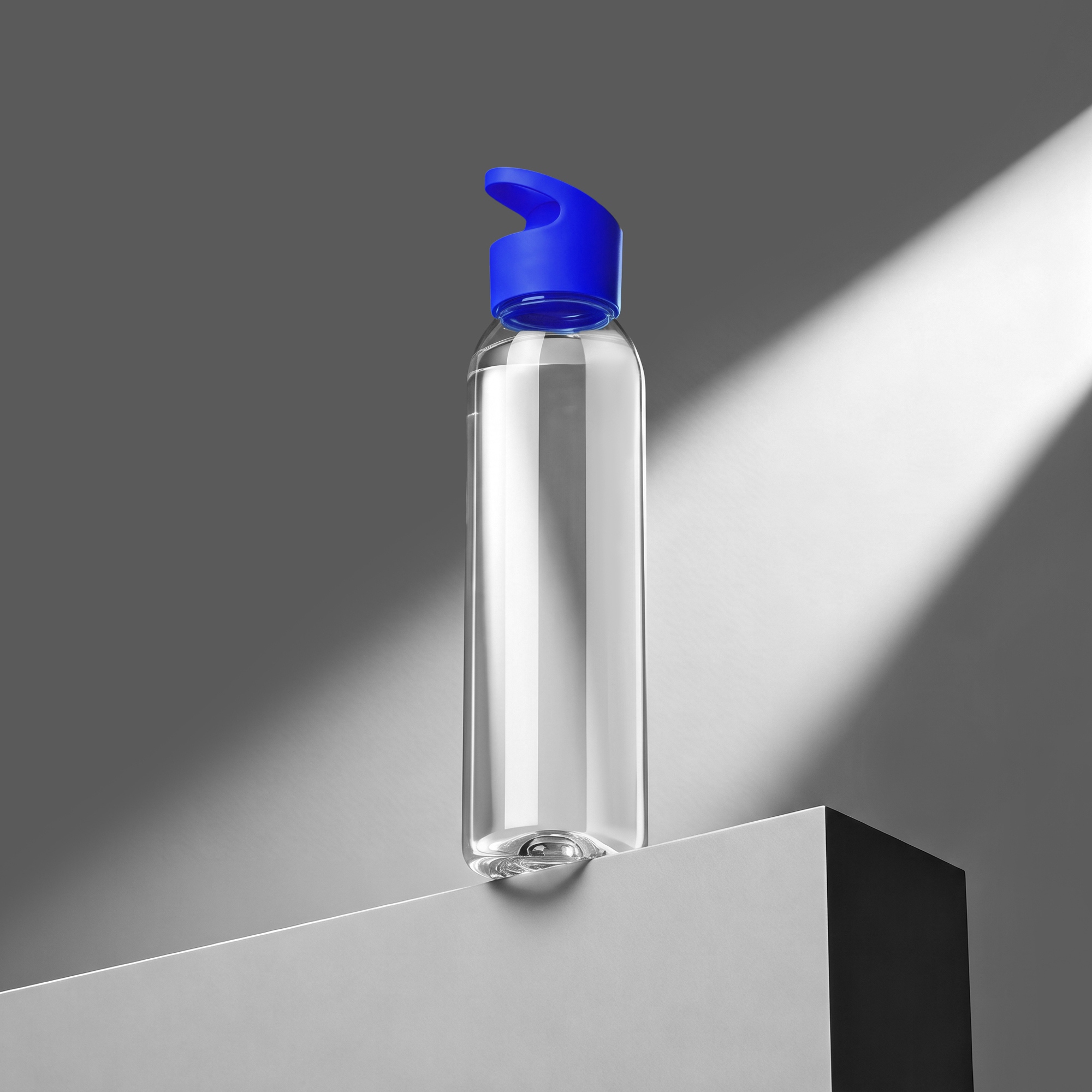 Стеклянная бутылка  Fial, 500 мл, синий